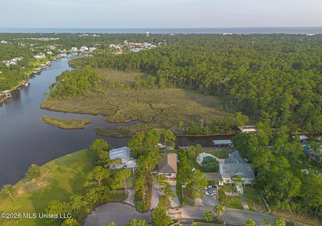 Homes for sale in Pass Christian, MS | 92 Elm Ln, Pass Christian, MS 39571 | MLS# 4153377