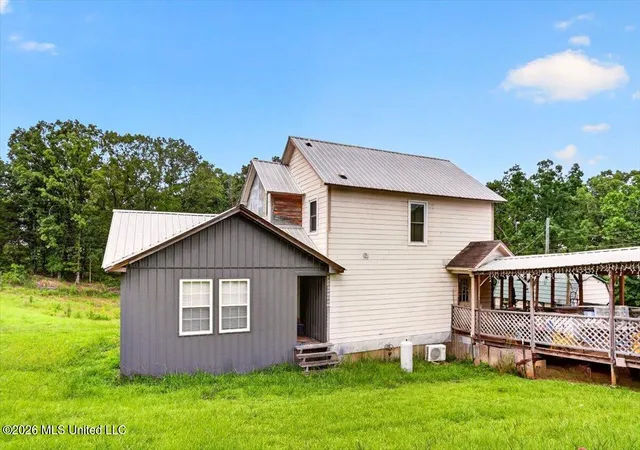 Homes for sale in Sardis, MS | 4668 Central Academy Rd, Sardis, MS 38666 | MLS# 4153701