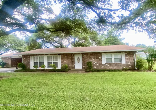 Homes for sale in Crystal Springs, MS | 914 Lee Ave, Crystal Springs, MS 39059 | MLS# 4153391