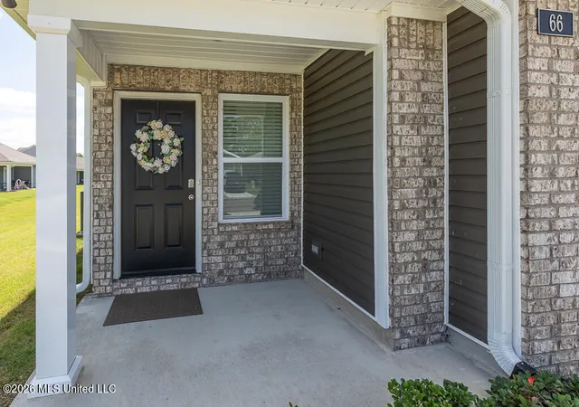 Homes for sale in Byhalia, MS | 66 Sealy Dr, Byhalia, MS 38611 | MLS# 4153846