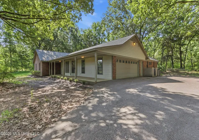 Homes for sale in Olive Branch, MS | 6225 Tranquil Dr, Olive Branch, MS 38654 | MLS# 4153484