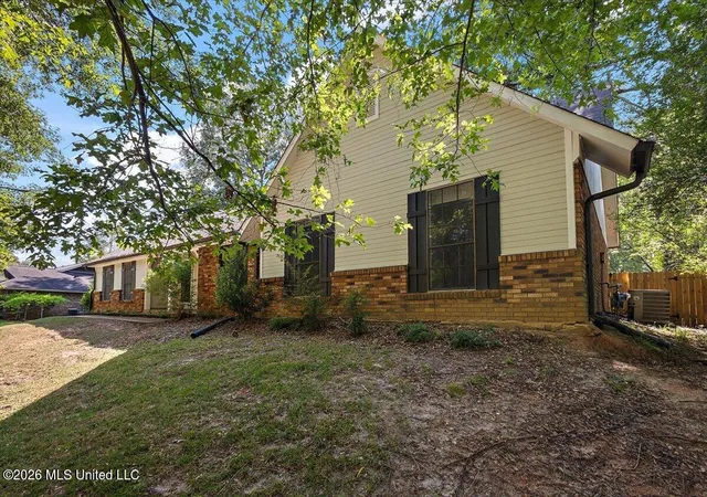 3rd image of 703 Parker Dr, Clinton, MS 39056 | MLS# 4153404