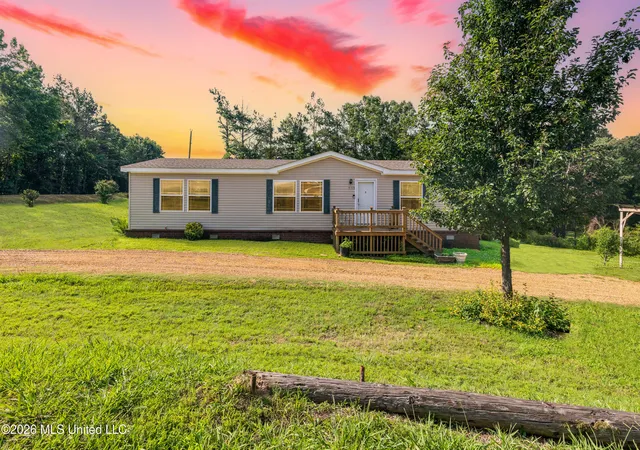 Homes for sale in Sardis, MS | 232 S Forrest Dr, Sardis, MS 38666 | MLS# 4153418