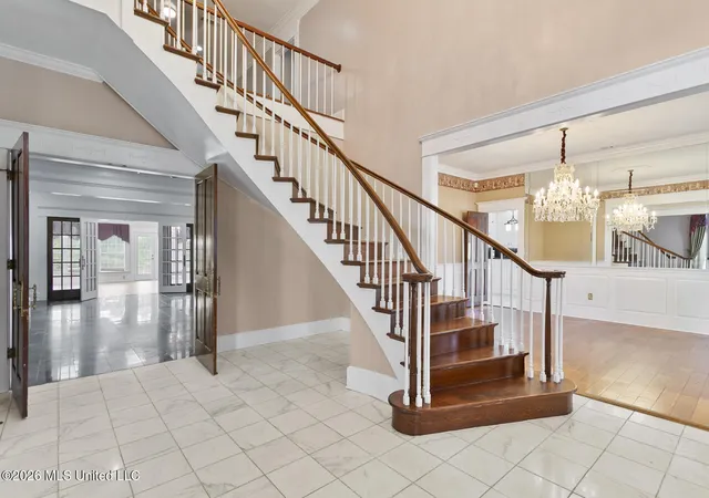 Photo 3 of Single family home for sale at 8 12 Oaks Pl, Madison, MS 39110 | MLS# 4153416 | Listing updated on 2026-09-21