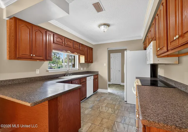 Photo 30 of Single family home for sale at 13908 Cerro Verde Dr, Ocean Springs, MS 39564 | MLS# 4153444 | Listing updated on 2026-10-02
