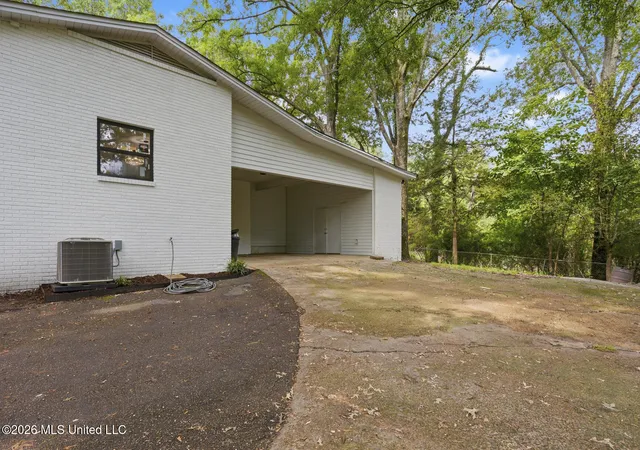 Photo 2 of Single family home for sale at 10917 Highway 27, Utica, MS 39175 | MLS# 4153473 | Listing updated on 2026-08-03