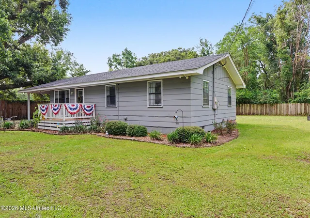 Homes for sale in Pass Christian, MS | 22107 Spence St, Pass Christian, MS 39571 | MLS# 4153502