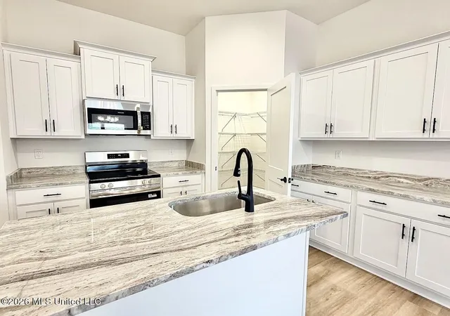 2nd image of 14168 Hartland Dr, Gulfport, MS 39503 | MLS# 4153489
