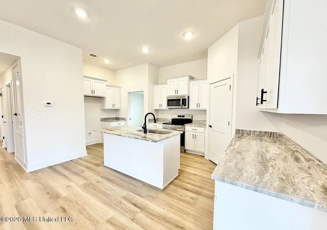 3rd image of 14168 Hartland Dr, Gulfport, MS 39503 | MLS# 4153489
