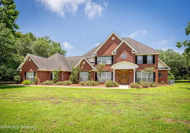 Photo 1 of Single family home for sale at 2901 Hamill Farm Rd, Ocean Springs, MS 39564 | MLS# 4153670 | Listing updated on 2026-07-28