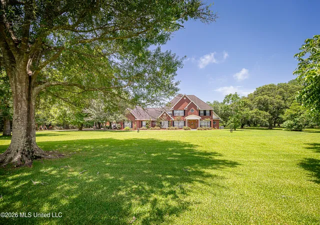 Photo 4 of Single family home for sale at 2901 Hamill Farm Rd, Ocean Springs, MS 39564 | MLS# 4153670 | Listing updated on 2026-07-28