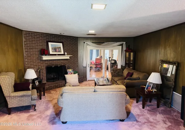 Photo 3 of Single family home for sale at 1225 Dardanelle Dr, Jackson, MS 39204 | MLS# 4153607 | Listing updated on 2026-06-22