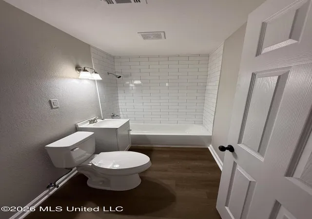 4th image of 1811 Wilson Ave, Pascagoula, MS 39567 | MLS# 4153587