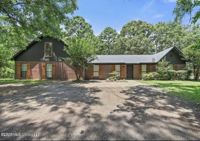1st image of 2713 Hwy 471, Brandon, MS 39047 | MLS# 4153781