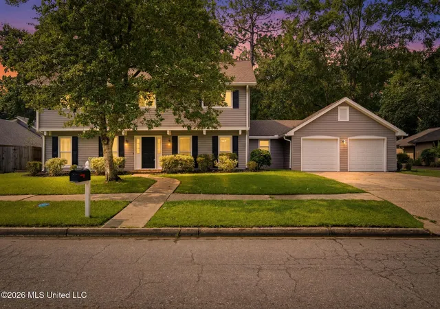 Homes for sale in Hattiesburg, MS | 3010 Raphael Dr, Hattiesburg, MS 39402 | MLS# 4153629
