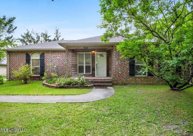 1st image of 934 Cleveland Ave, Gulfport, MS 39507 | MLS# 4153646