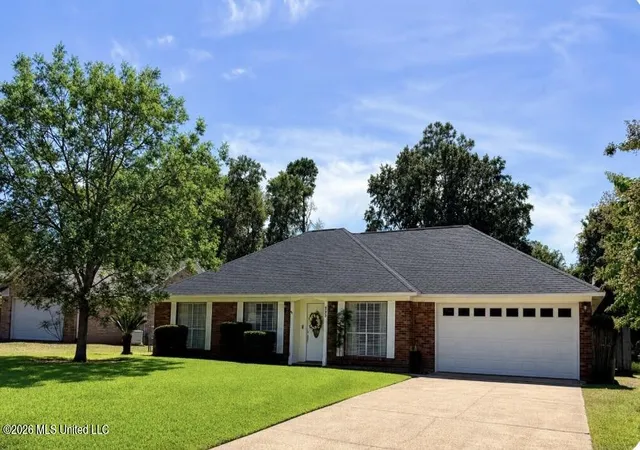 Photo 1 of Single family home for sale at 325 Westview Dr, Biloxi, MS 39531 | MLS# 4153664 | Listing updated on 2026-09-10