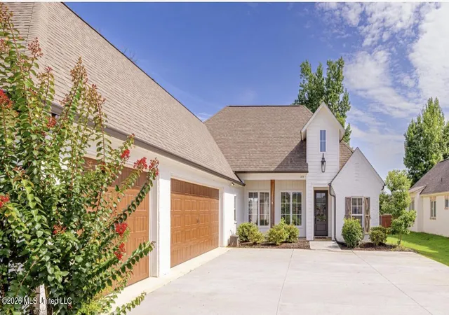 3rd image of 229 Stone Creek Dr, Madison, MS 39110 | MLS# 4153675