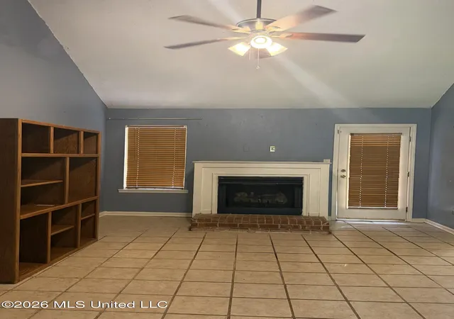 Photo 2 of Single family home for sale at 620 Senatobia Dr, Senatobia, MS 38668 | MLS# 4153724 | Listing updated on 2026-09-07