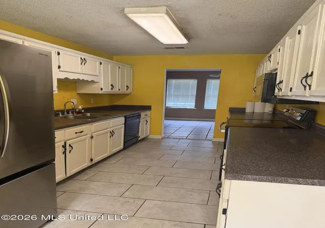 Photo 3 of Single family home for sale at 620 Senatobia Dr, Senatobia, MS 38668 | MLS# 4153724 | Listing updated on 2026-09-07