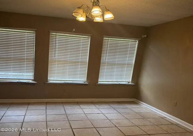 Photo 4 of Single family home for sale at 620 Senatobia Dr, Senatobia, MS 38668 | MLS# 4153724 | Listing updated on 2026-09-07
