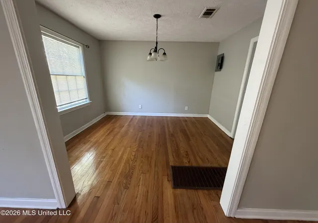 5th image of 618 Launcelot Rd, Jackson, MS 39206 | MLS# 4154988