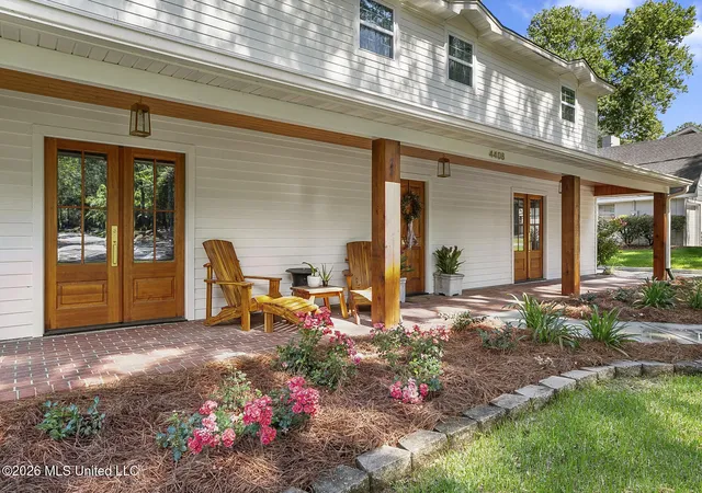 Photo 3 of Single family home for sale at 4408 Deer Crk Dr, Jackson, MS 39211 | MLS# 4154098 | Listing updated on 2026-09-08