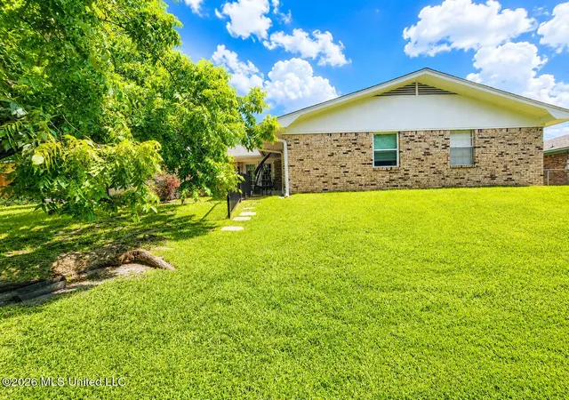Photo 28 of Sale Pending at 12409 Hanover Dr, Ocean Springs, MS 39564 | MLS# 4153800 | Listing updated on 2026-09-11