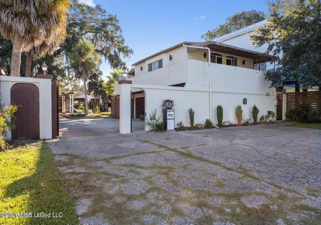 1st image of 128 Lee St, Biloxi, MS 39530 | MLS# 4154855