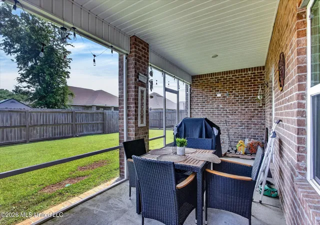 Homes for sale in Ocean Springs, MS | 81 Saltmeadow Cir, Ocean Springs, MS 39564 | MLS# 4153774