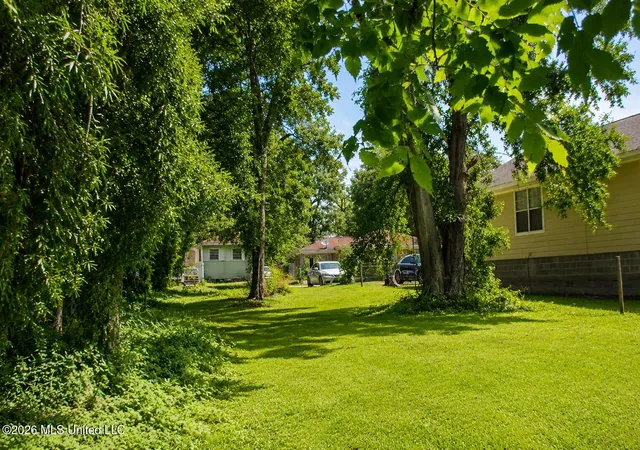 3rd image of 1007 Tucker Ave, Pascagoula, MS 39567 | MLS# 4153925