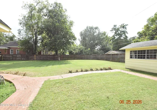 Homes for sale in Greenwood, MS | 513 Crockett Ave, Greenwood, MS 38930 | MLS# 4154142