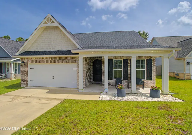 Photo 1 of Single family home for sale at 10604 Wren Grv, Gulfport, MS 39503 | MLS# 4154325 | Listing updated on 2026-10-03
