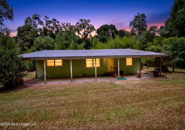 Homes for sale in Moss Point, MS | 13513 Bunker Hill Rd, Moss Point, MS 39562 | MLS# 4154107