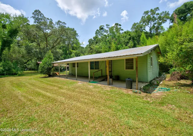 Homes for sale in Moss Point, MS | 13513 Bunker Hill Rd, Moss Point, MS 39562 | MLS# 4154107