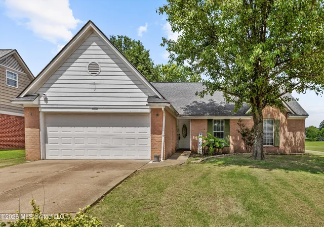 Homes for sale in Olive Branch, MS | 6108 Magnolia Lakes Dr, Olive Branch, MS 38654 | MLS# 4154058