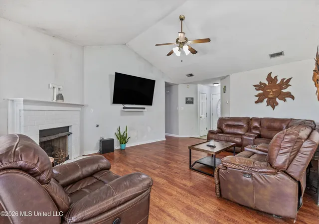 Homes for sale in Olive Branch, MS | 6108 Magnolia Lakes Dr, Olive Branch, MS 38654 | MLS# 4154058