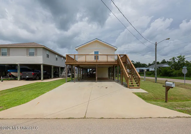 Homes for sale in Bay Saint Louis, MS | 10025 W Alabama St, Bay Saint Louis, MS 39520 | MLS# 4153831