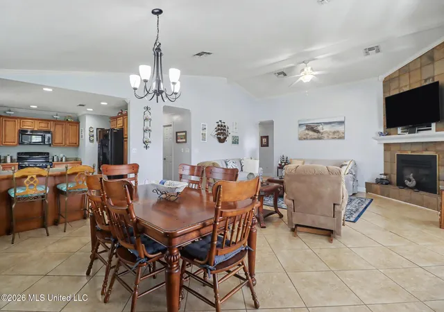 4th image of 6215 Shawnee St, Kiln, MS 39556 | MLS# 4155408