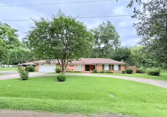 Photo 1 of Single family home for sale at 123 Devalda Dr, Duck Hill, MS 38925 | MLS# 4154022 | Listing updated on 2026-09-10