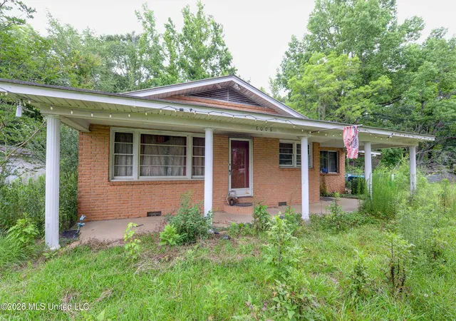 Homes for sale in Meridian, MS | 8006 Old 8th Street Rd, Meridian, MS 39307 | MLS# 4153838