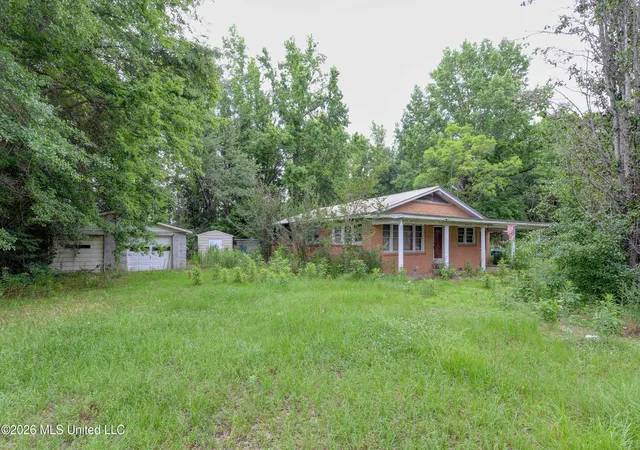 Homes for sale in Meridian, MS | 8006 Old 8Th Street Rd, Meridian, MS 39307 | MLS# 4153838