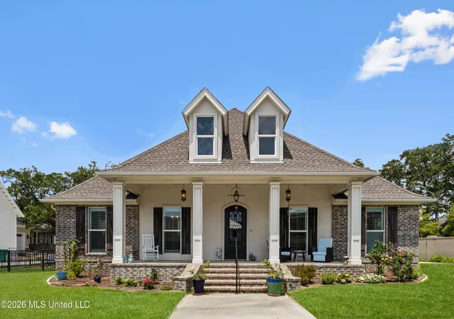 Photo 1 of Single family home for sale at 1515 Olive Ave, Gulfport, MS 39501 | MLS# 4154528 | Listing updated on 2026-07-31