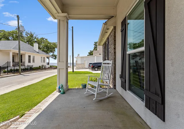 Photo 3 of Single family home for sale at 1515 Olive Ave, Gulfport, MS 39501 | MLS# 4154528 | Listing updated on 2026-07-31
