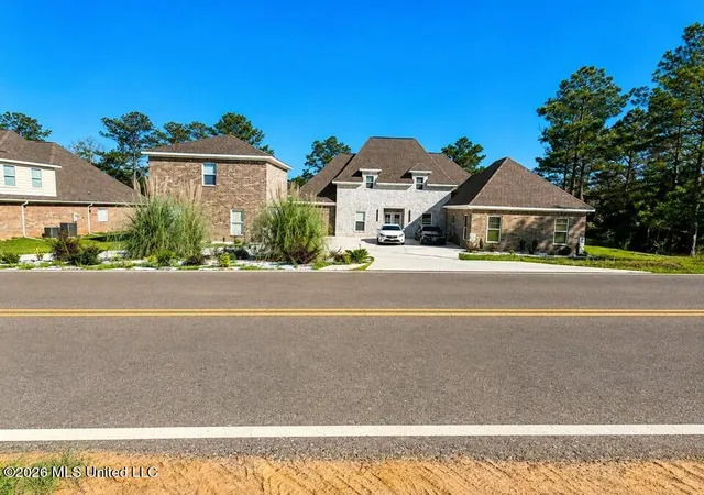 Homes for sale in Meridian, MS | 1067 Windmill Dr, Meridian, MS 39305 | MLS# 4153855