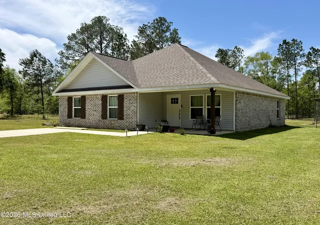 Homes for sale in Perkinston, MS | 8595 Mint Julep Dr, Perkinston, MS 39573 | MLS# 4153854