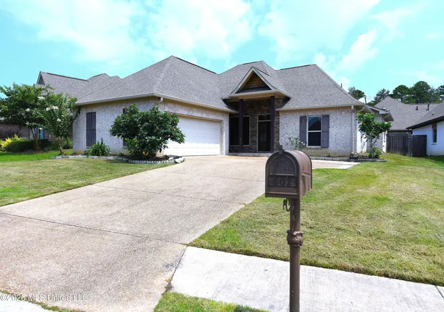 Photo 1 of Single family home for sale at 602 Emerald Ct, Brandon, MS 39047 | MLS# 4154015 | Listing updated on 2026-08-19