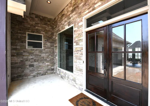 Photo 2 of Single family home for sale at 602 Emerald Ct, Brandon, MS 39047 | MLS# 4154015 | Listing updated on 2026-08-19