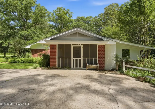Homes for sale in Morton, MS | 3073 Hwy 483, Morton, MS 39117 | MLS# 4154154