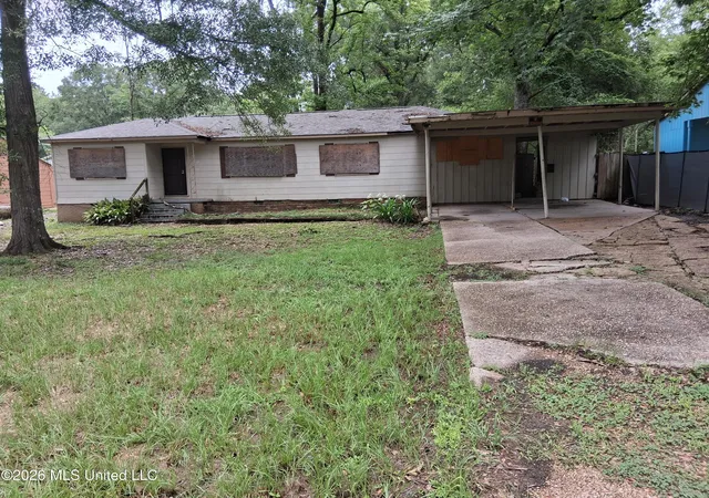 Photo 1 of Sale Pending at 632 Cooper Rd, Jackson, MS 39212 | MLS# 4153878 | Listing updated on 2026-08-27